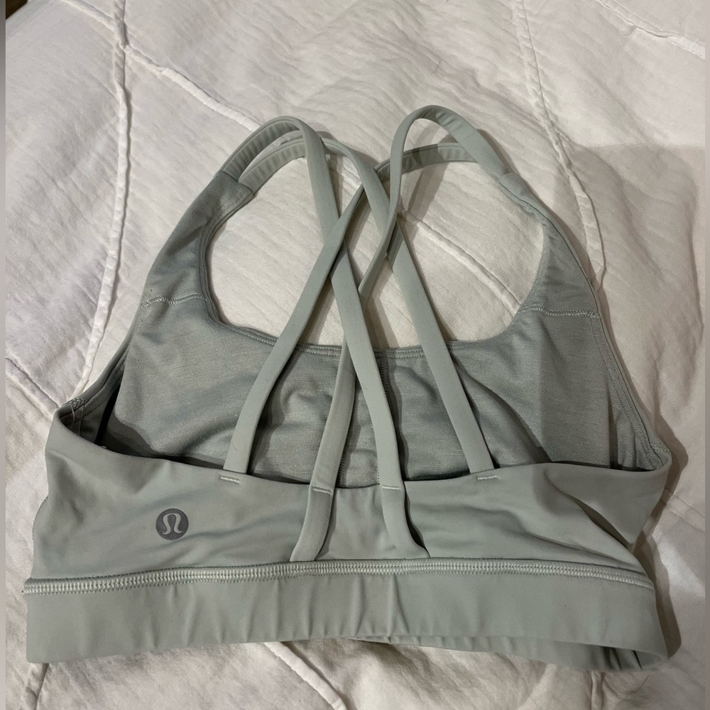 Mint green Lululemon sports bra